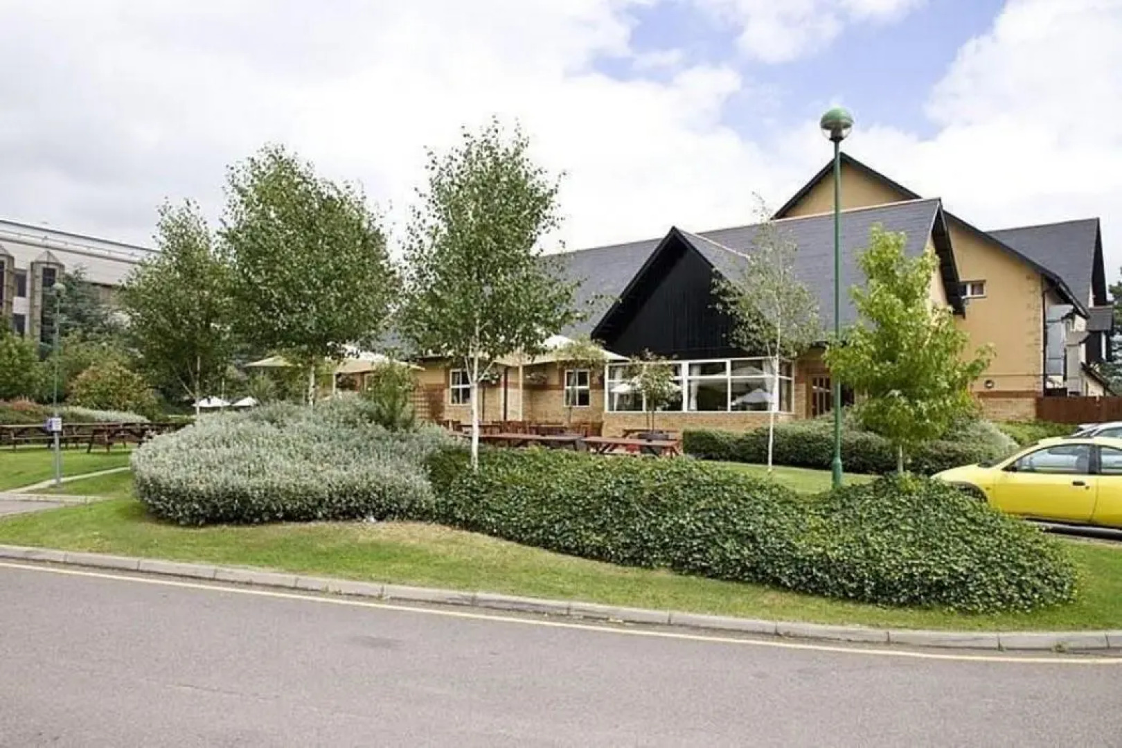 Premier Inn Luton Airport