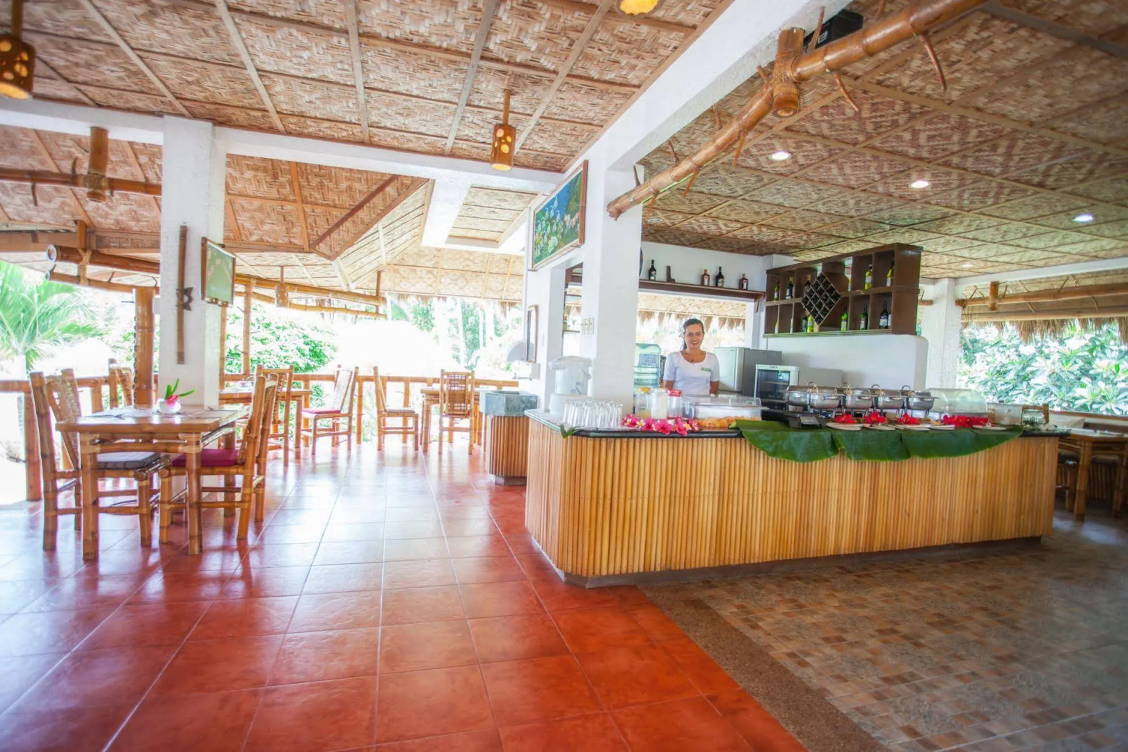 Pura Vida Beach & Dive Resort