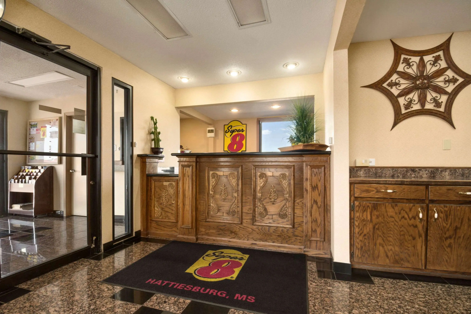 Super 8 by Wyndham Hattiesburg North/University Area