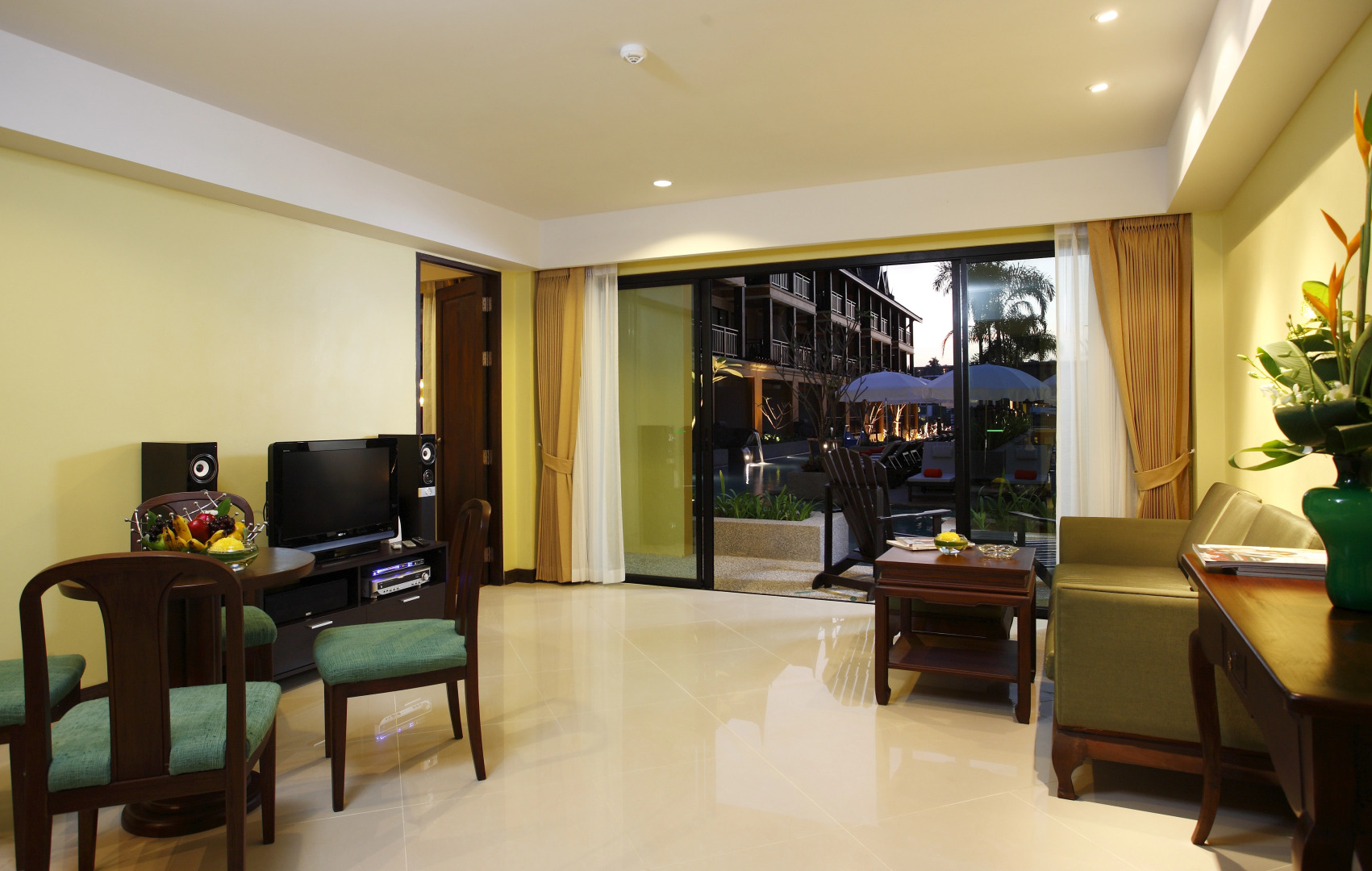 Diamond Cottage Resort & Spa