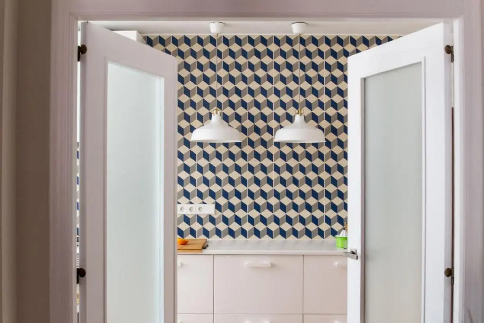 Tot un Mon-Beachfront House