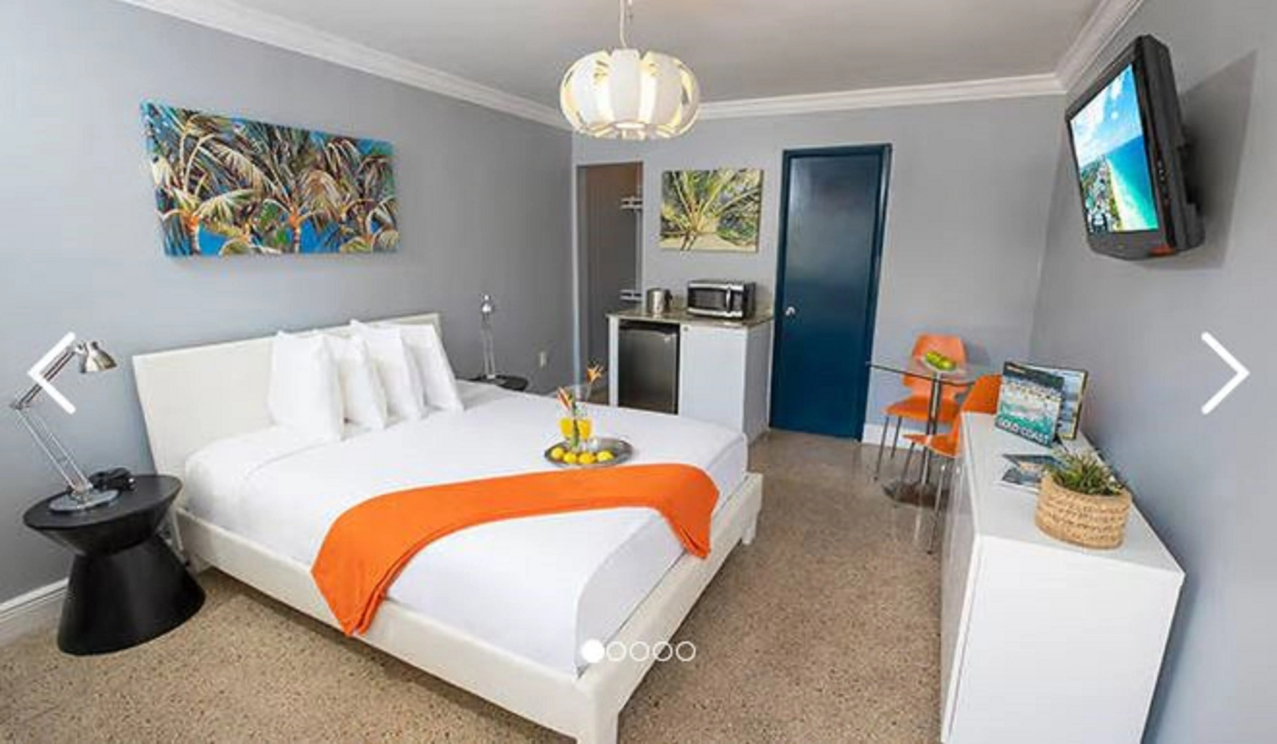 Hollywood Beach Suites