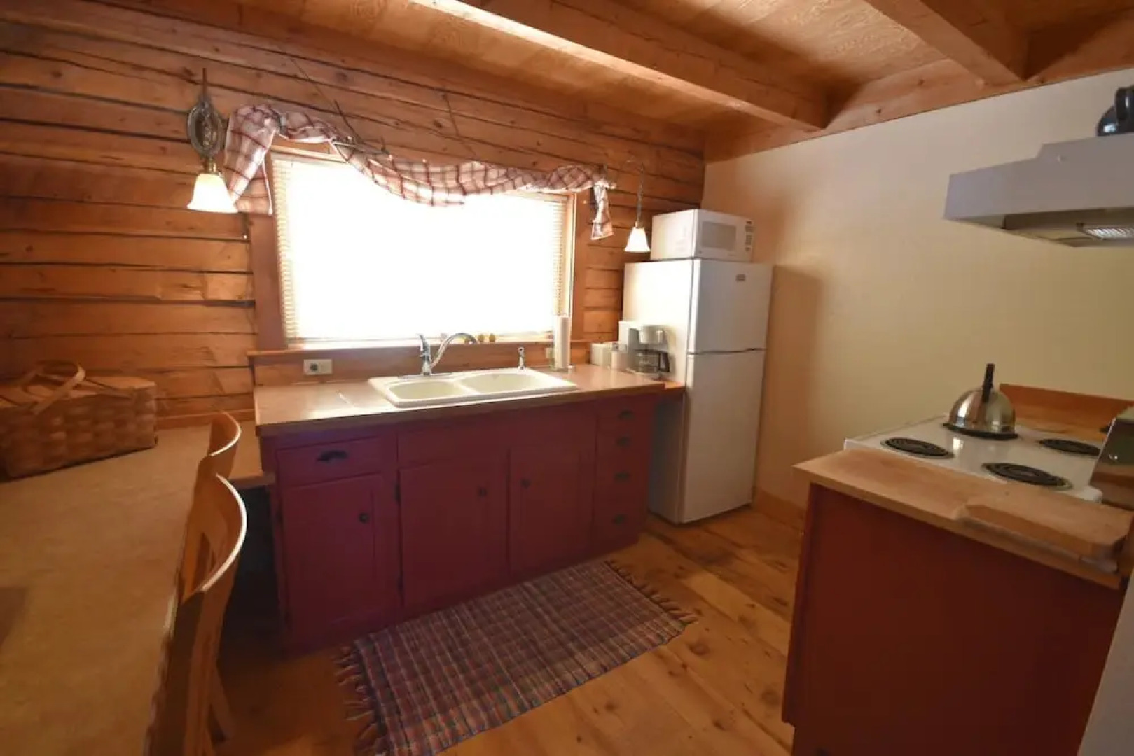 Glacier Park 3 Bedroom Cabin