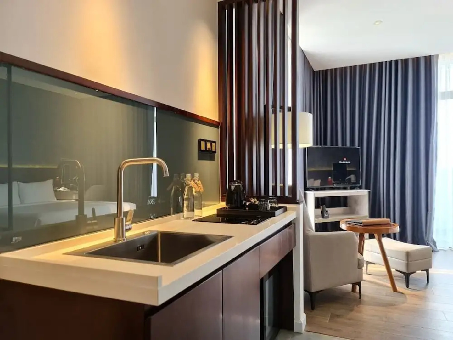 Newcc Hotel & Serviced Apartment