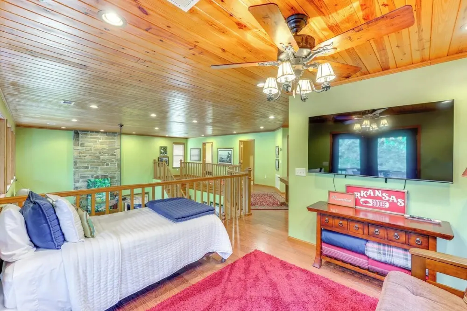 Riverfront Cabin on 2 Acres in Glenwood!