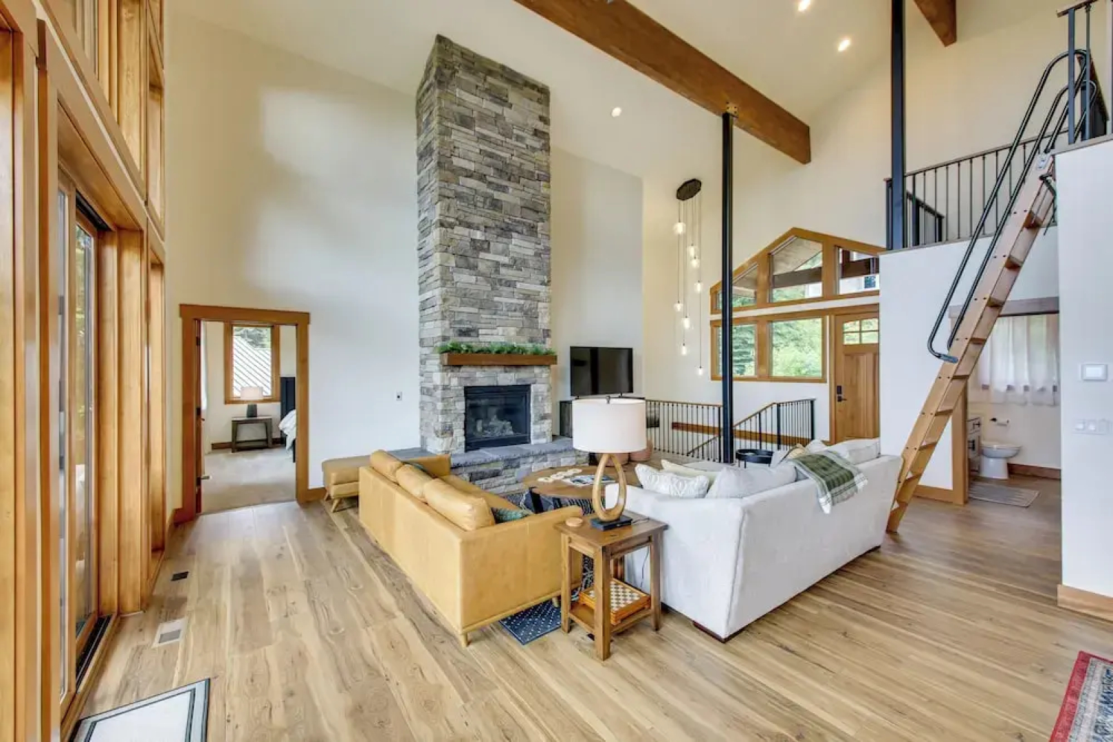 Ski-in/out Schweitzer Mountain Home in Sandpoint!