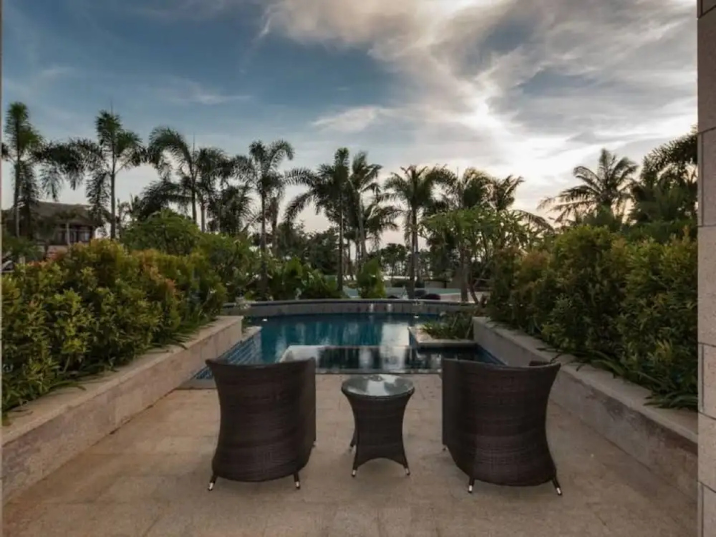 Hainan Qizi Bay New Century Resort