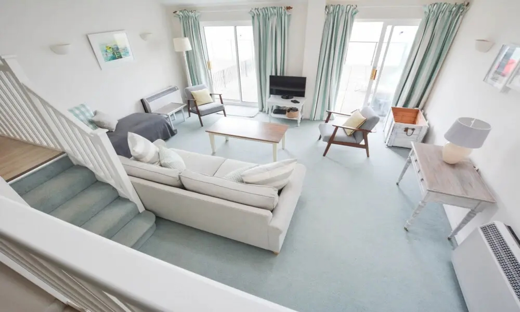 Clifton Court Apt 16 With Heated Pool