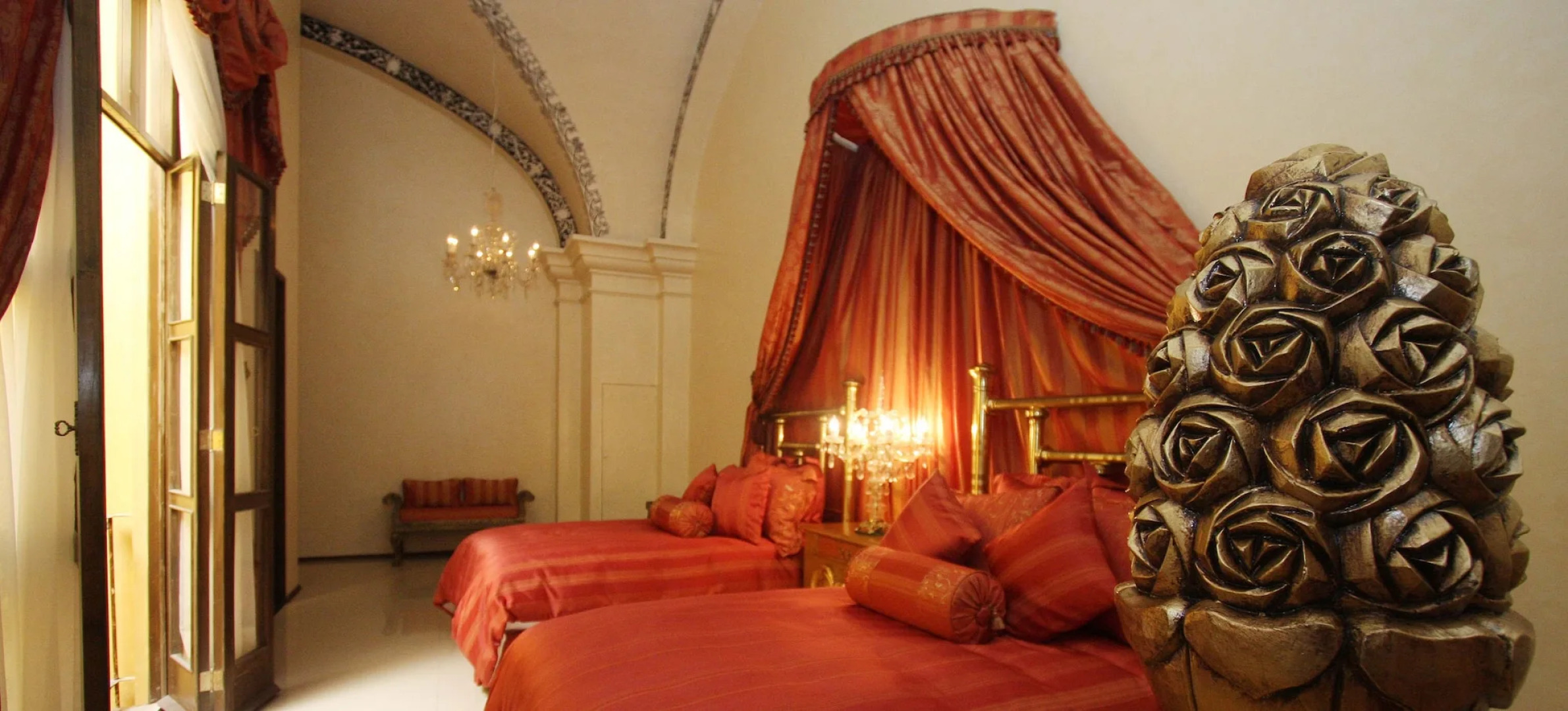 Ébano by PB - Palacio Borghese