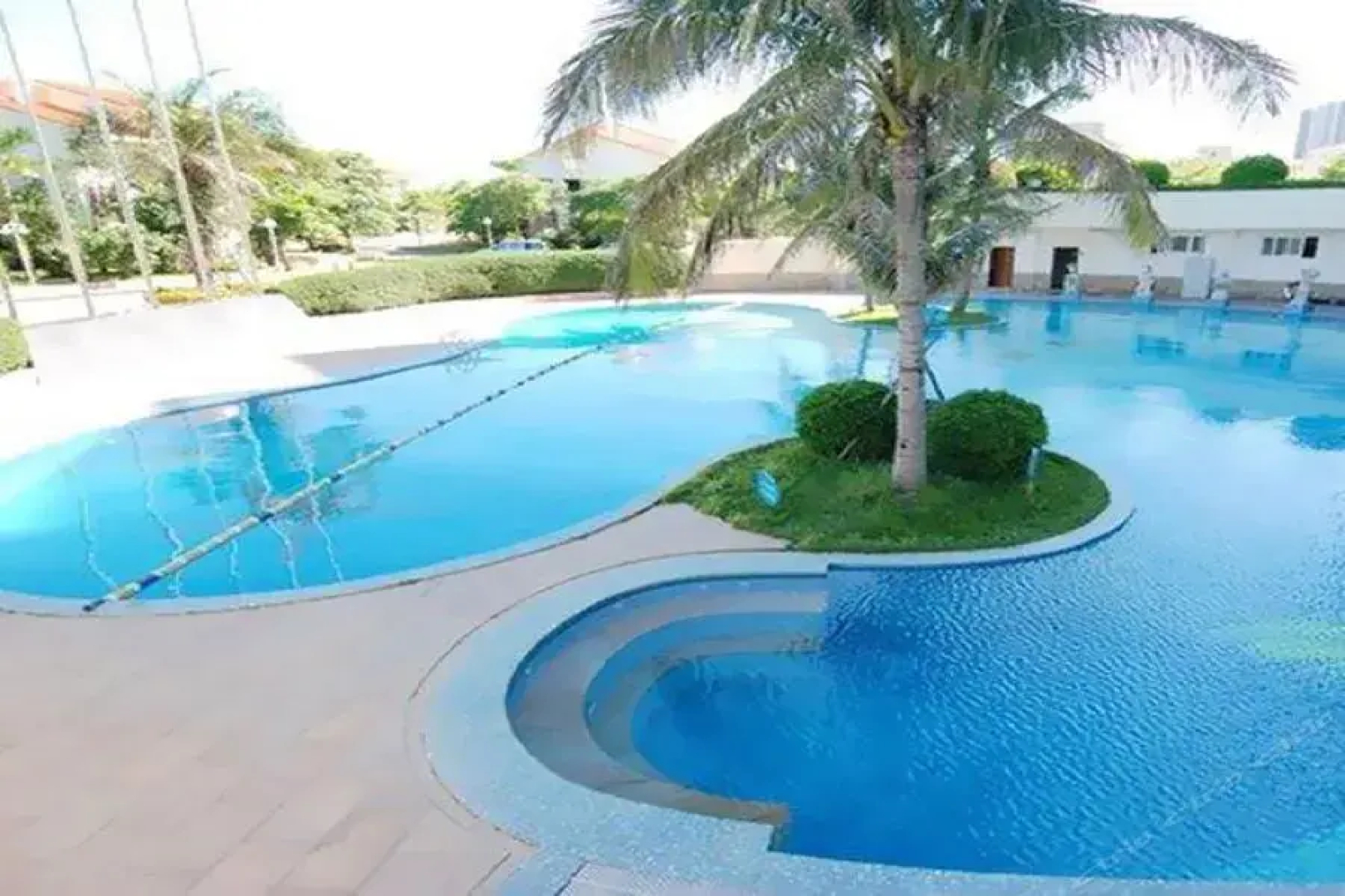 Seaview Bay Hotel