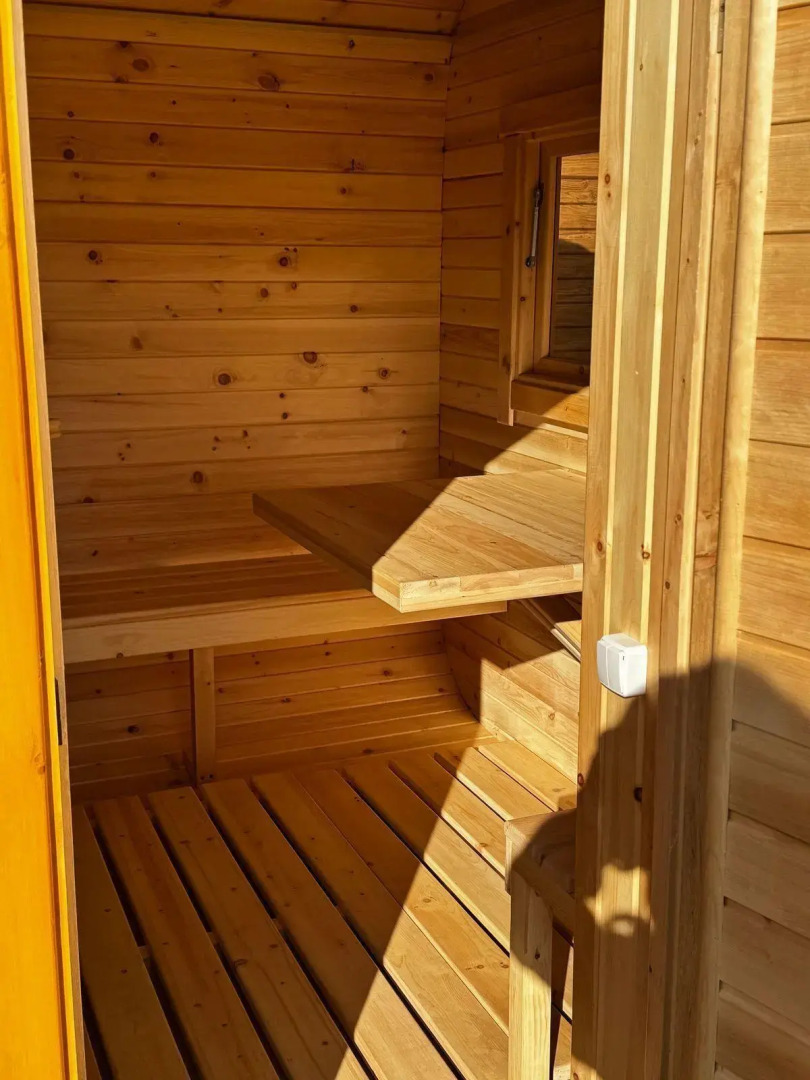 West House  (Вест Хаус) бассейн, баня и горы в 40 минутах