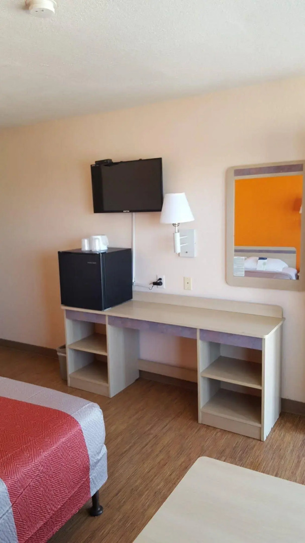 Super 8 by Wyndham Big Spring