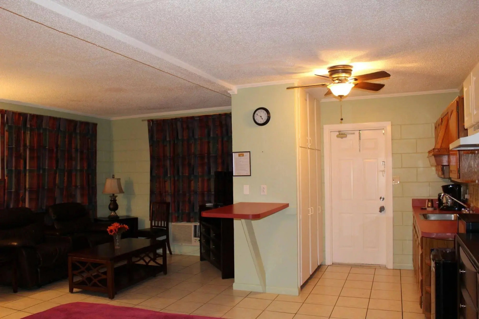 Sunshine Inn & Suites Venice, FL