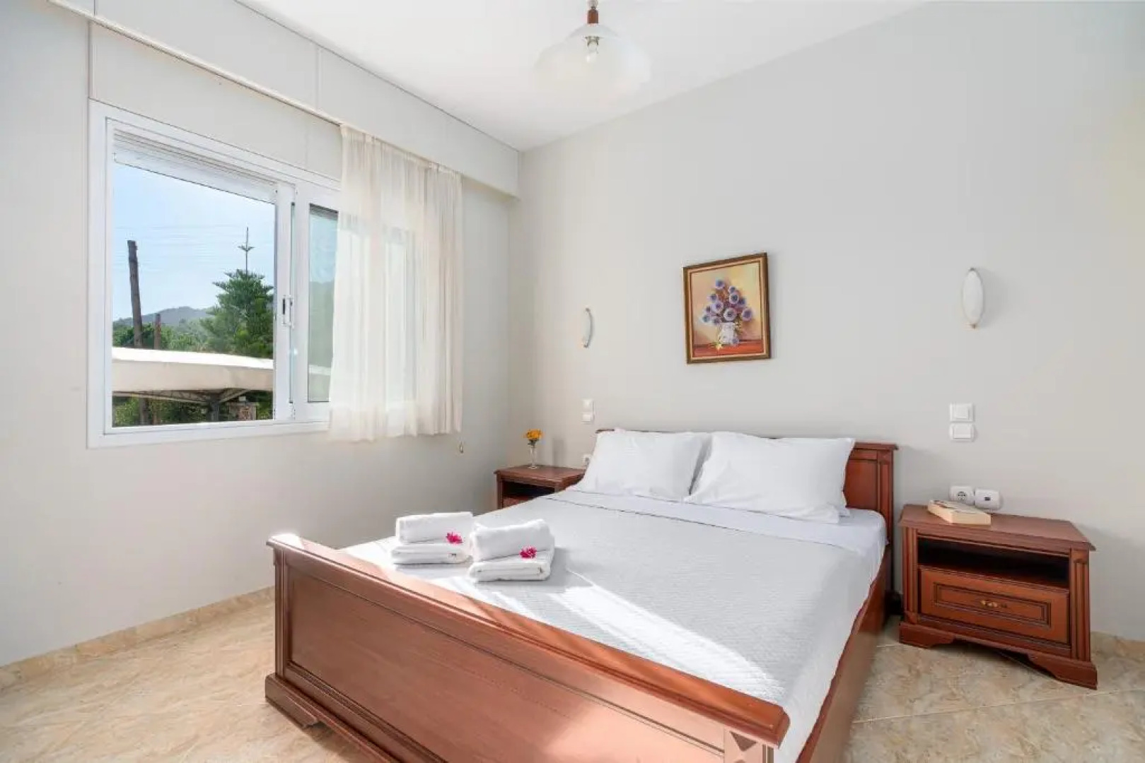 Villa Thea-1 hour and 50 minutes from Athens International Airport