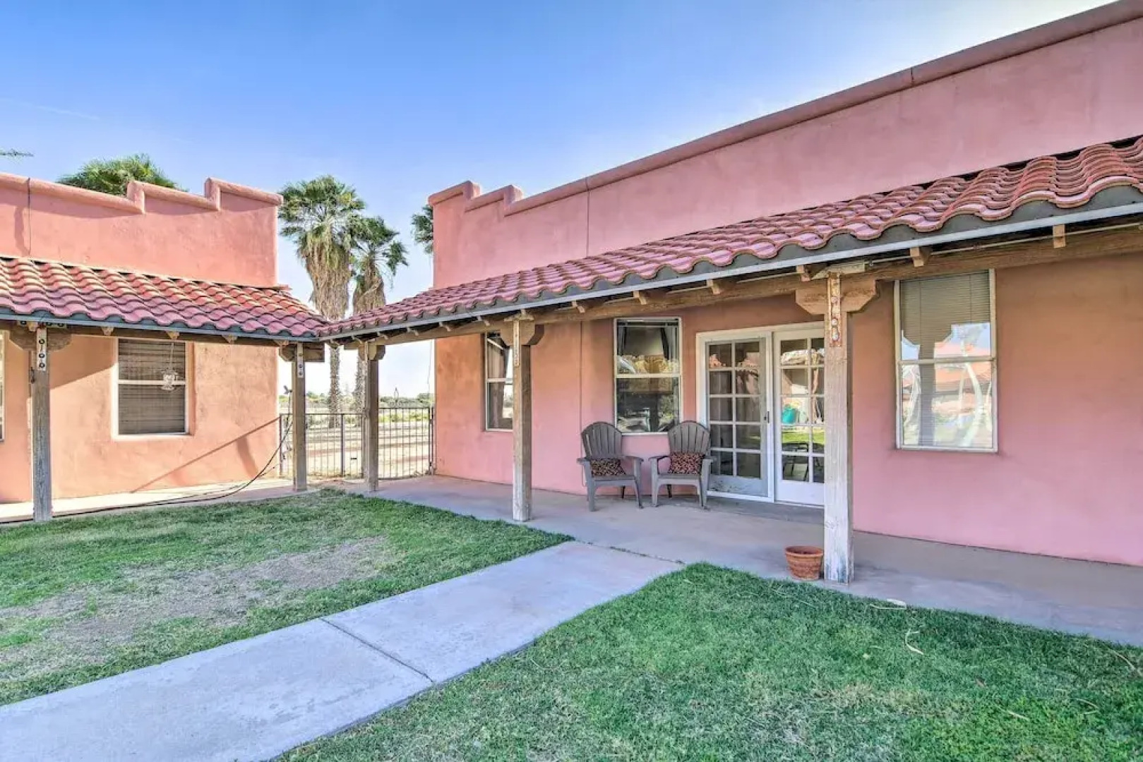 Rejuvenating Retreat w/ Ideal Eloy Location!