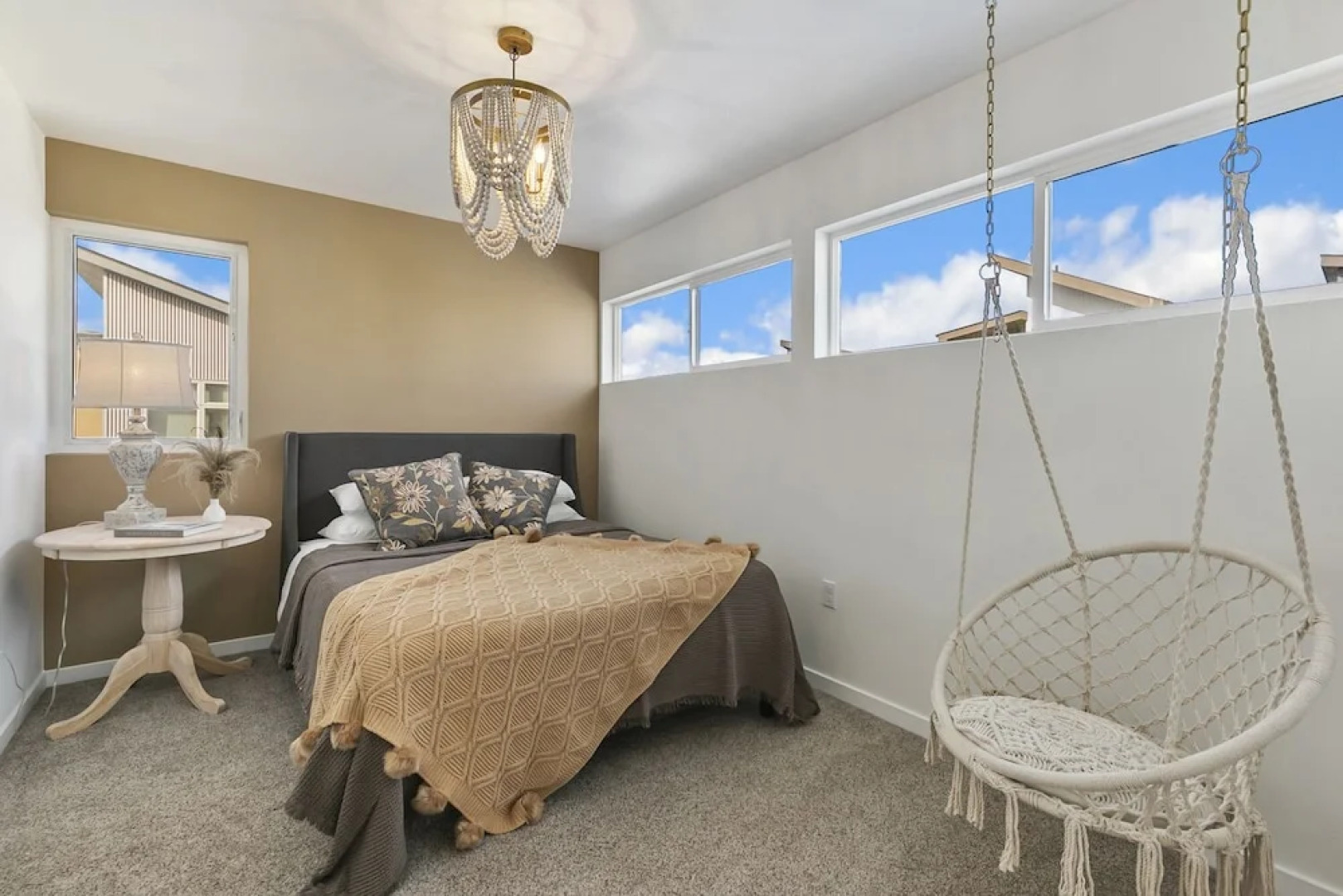 Coopers North in Old Town – Hot Tub & Pool Table!