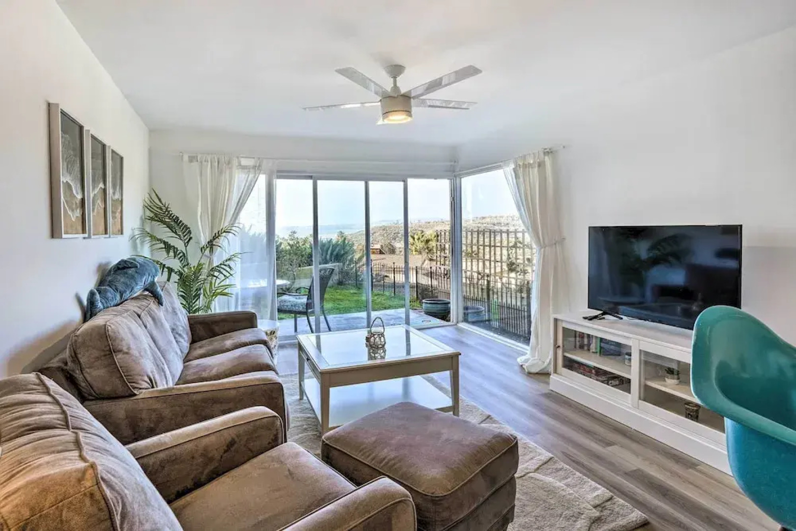 San Clemente Condo w/ Gorgeous Views: Near Beach!