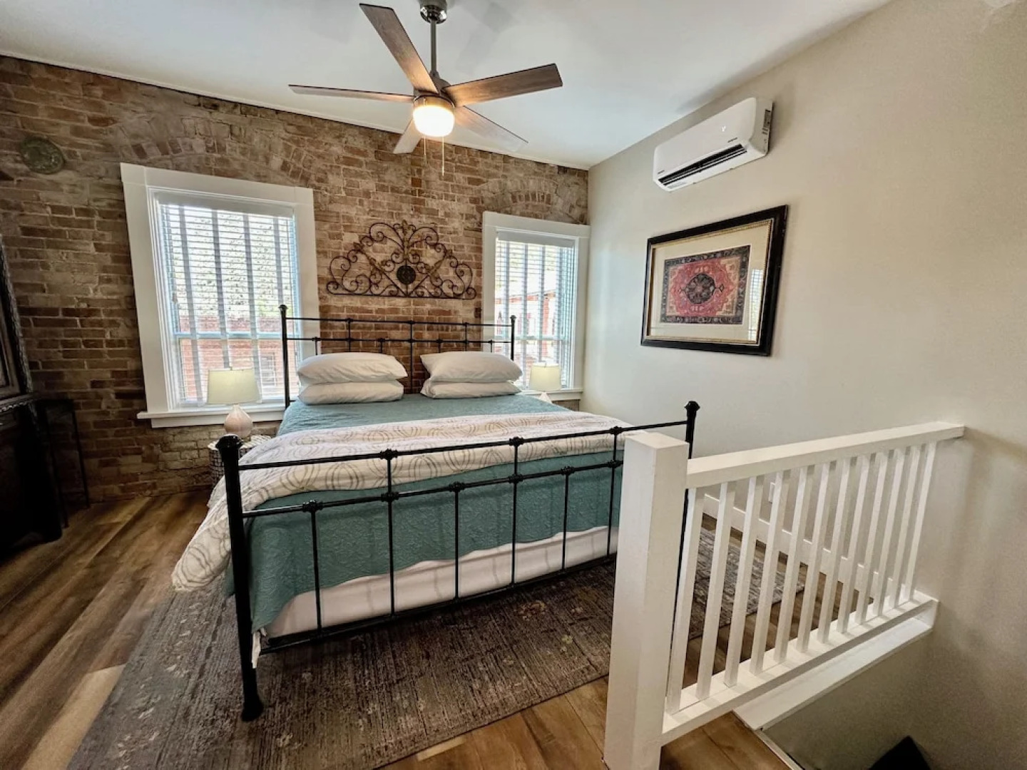 Bisbee Brownstone Suites