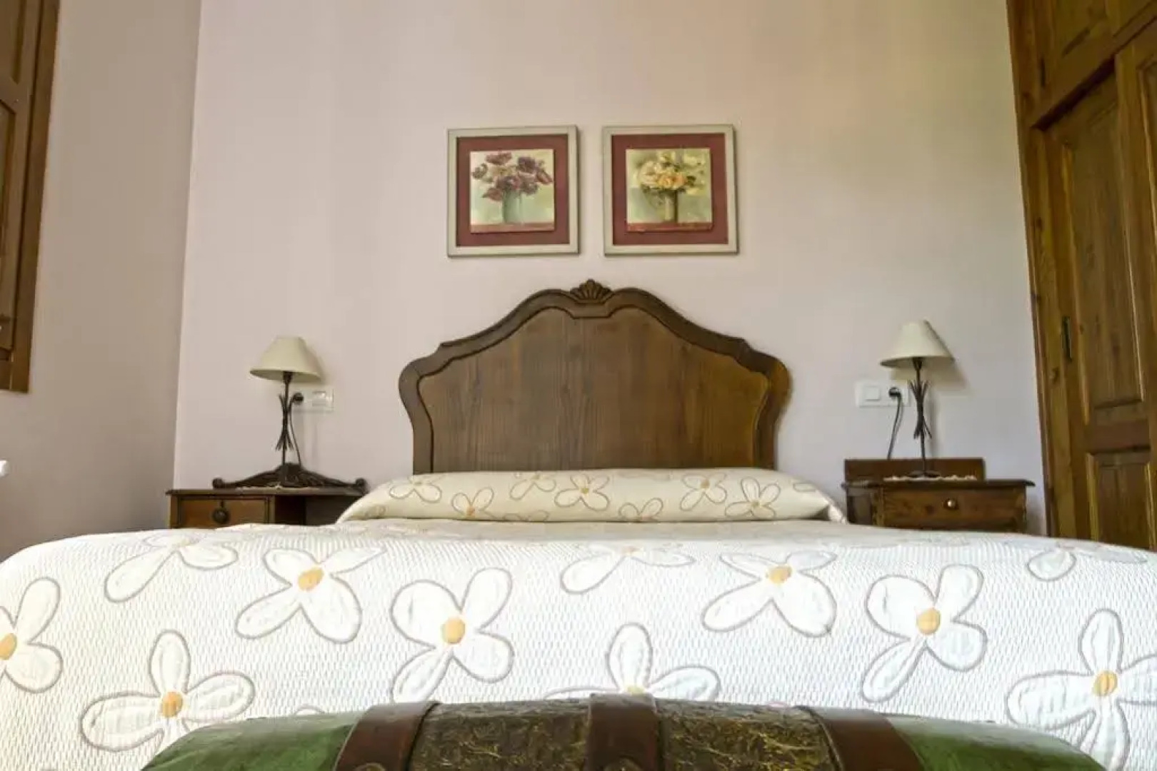 Apartamentos Rurales El Picoretu