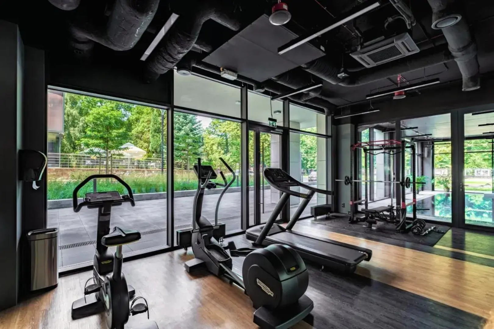 PLATiNIUM RESIDENCE&SPA BASEN-SAUNA CENTRUM