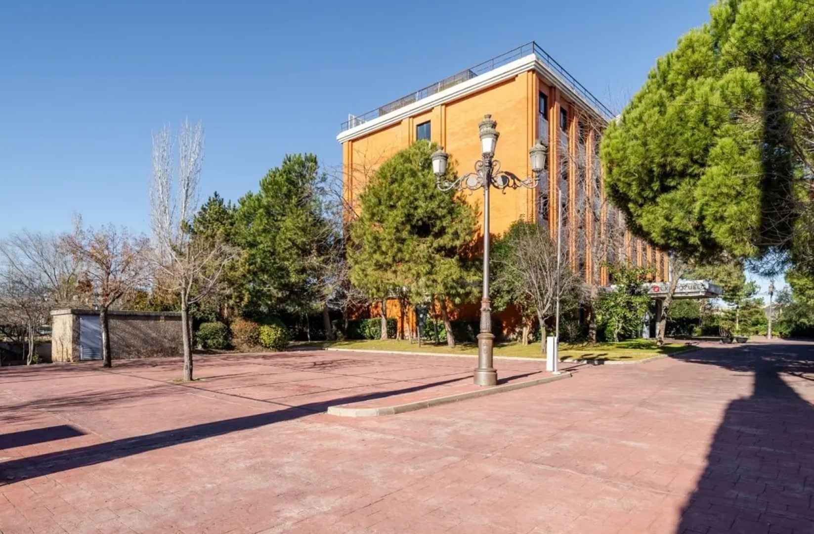 Отель Exe Pozuelo