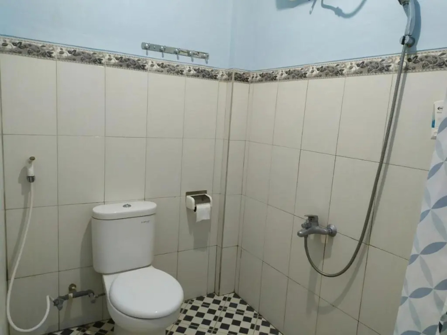 OYO 2423 Hotel Tubalong Taliwang Syariah