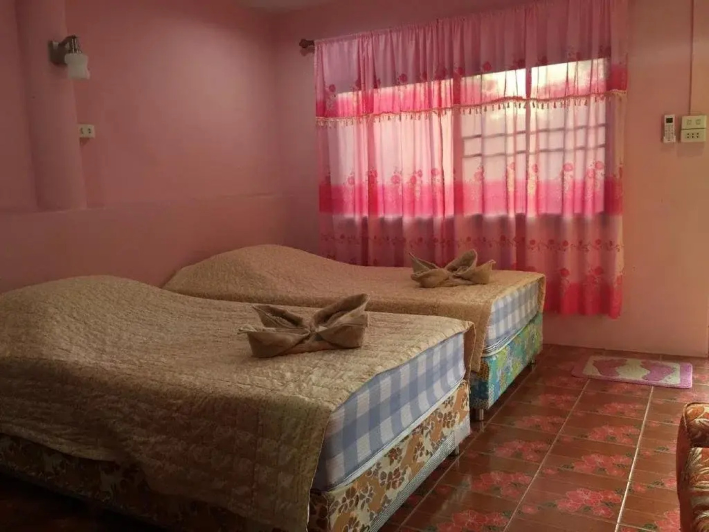 บ้านสวนนิ่มมะโน รีสอร์ทสวนผึ้ง