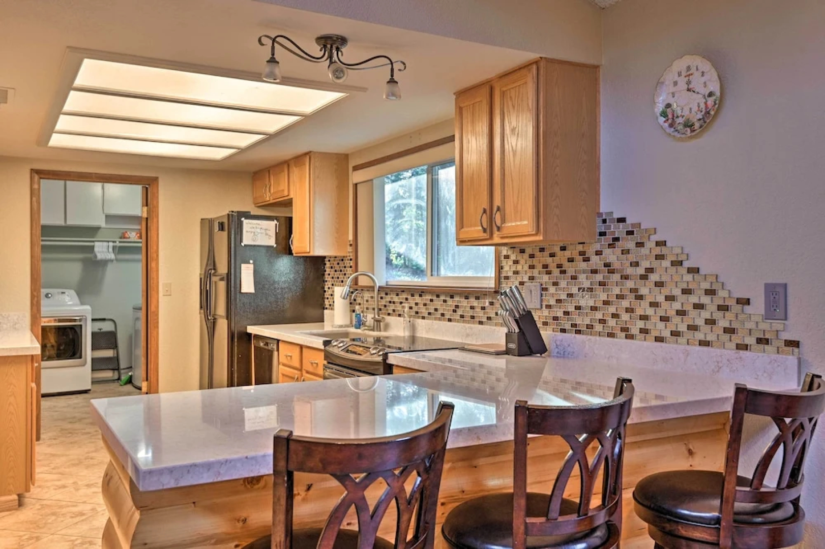 Flagstaff Retreat w/ Large Yard, Balcony & Views!