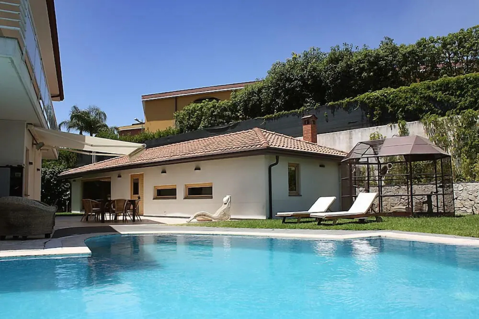 Guest House Ara Town