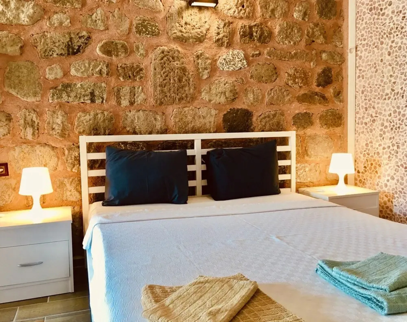 Attalos Suites Hotel