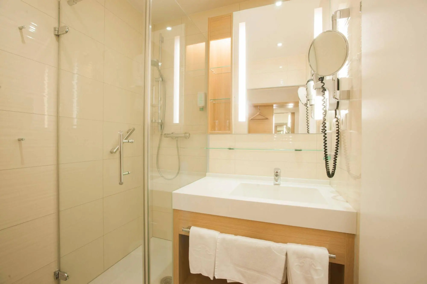 Quellenhotel & Spa Heiltherme Bad Waltersdorf