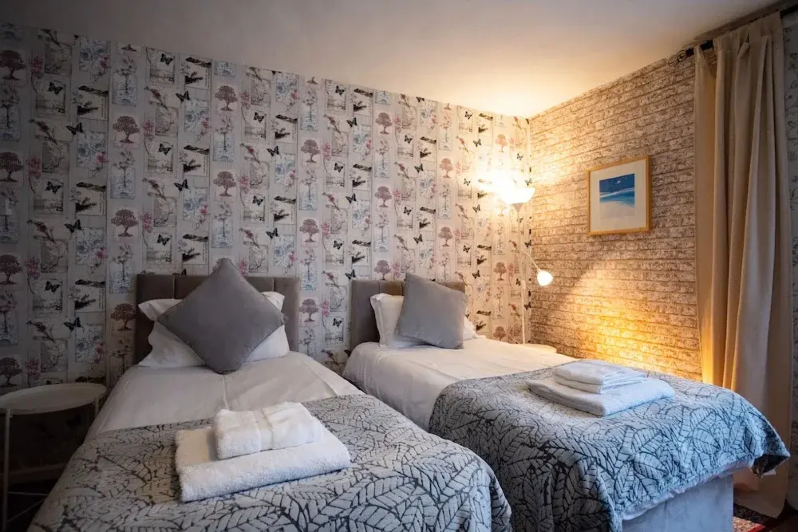 Laburnum House & Bistro En Glaze