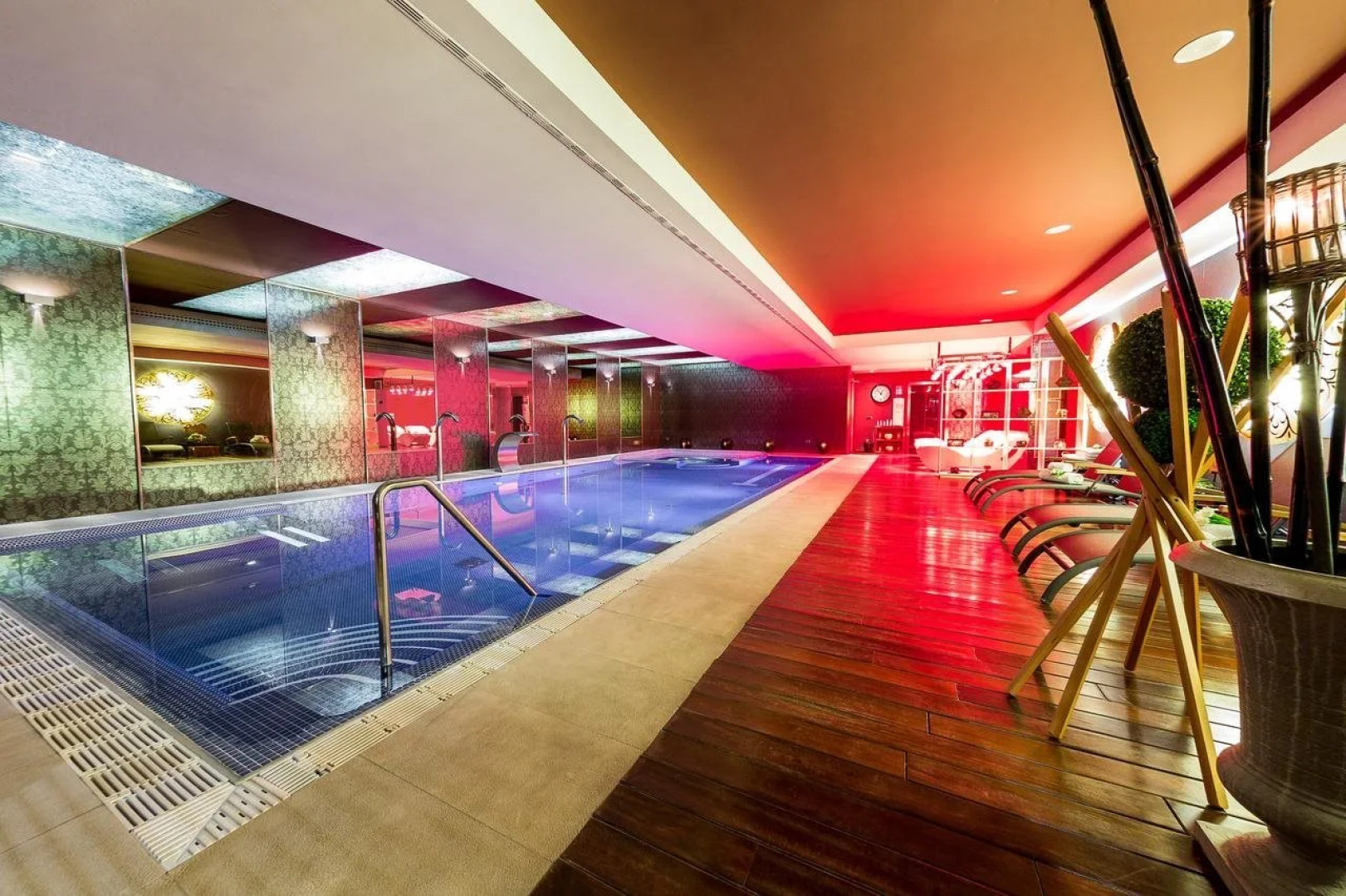 Castillo del Bosque la Zoreda