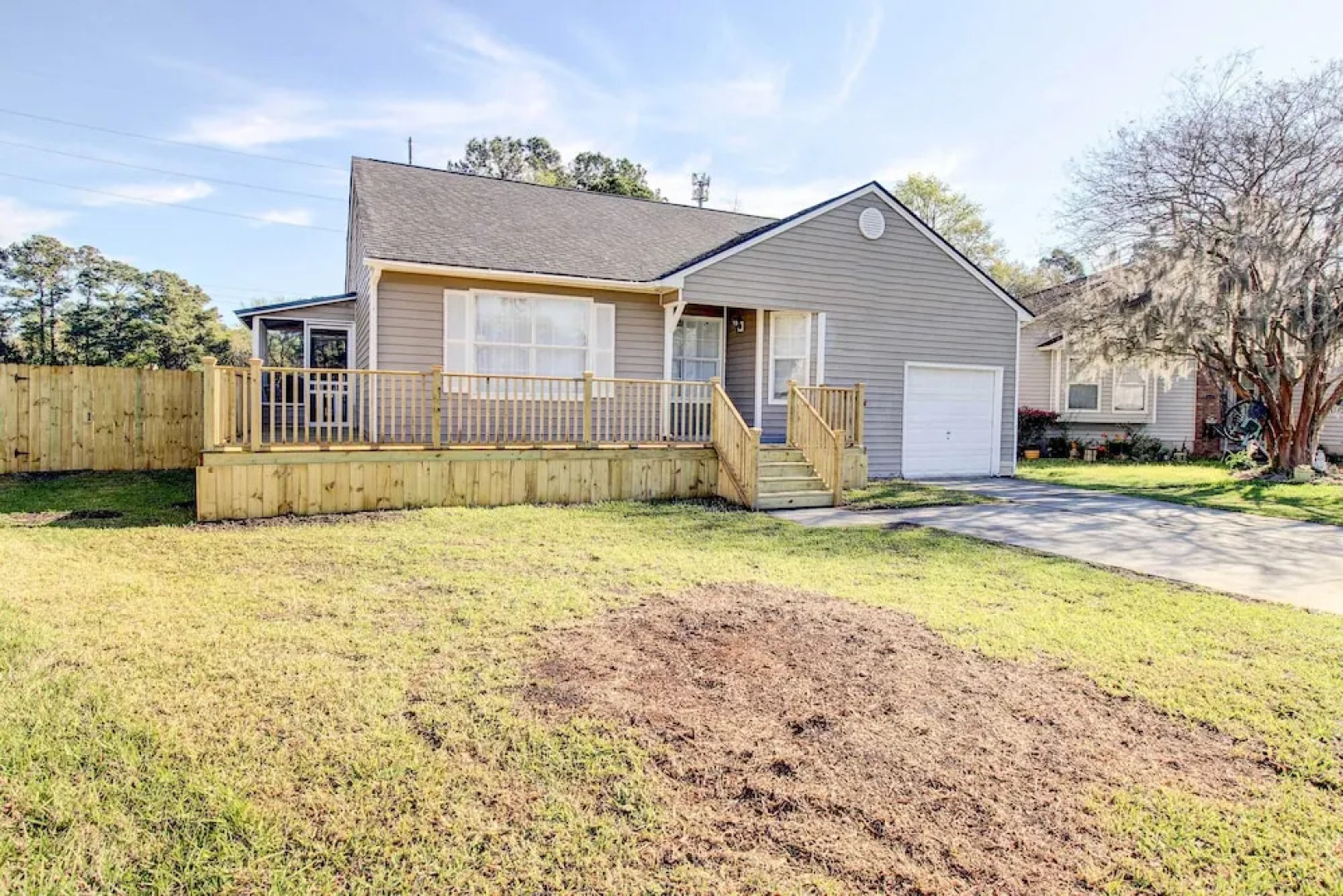 Peaceful Savannah Home - 11 Mi to Beaches!