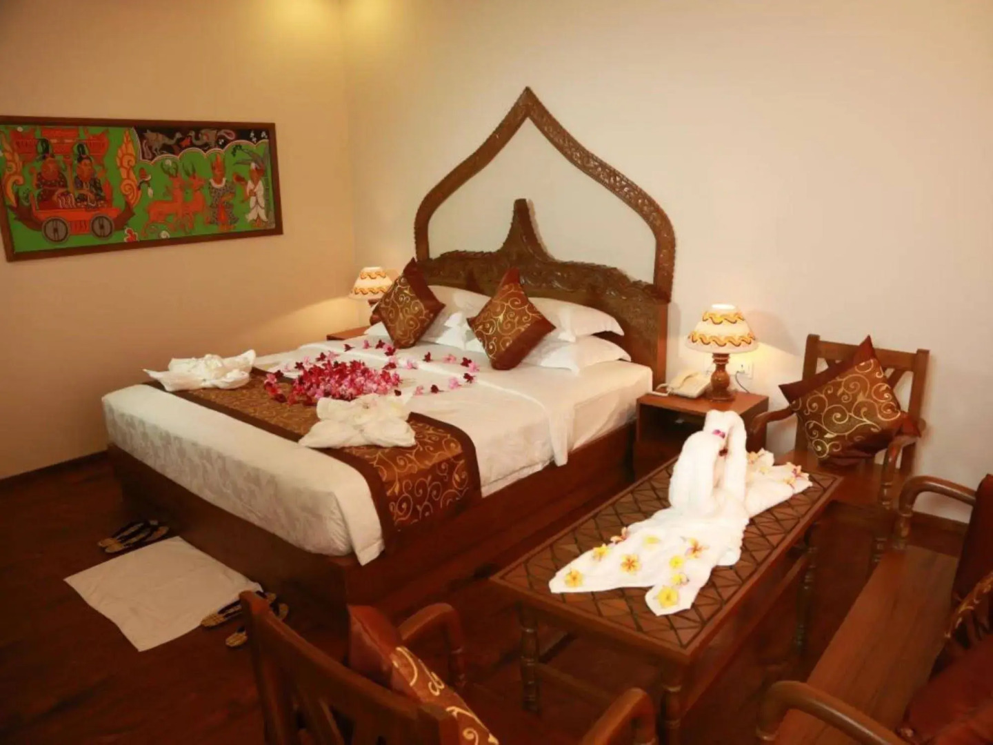 Gracious Bagan Hotel