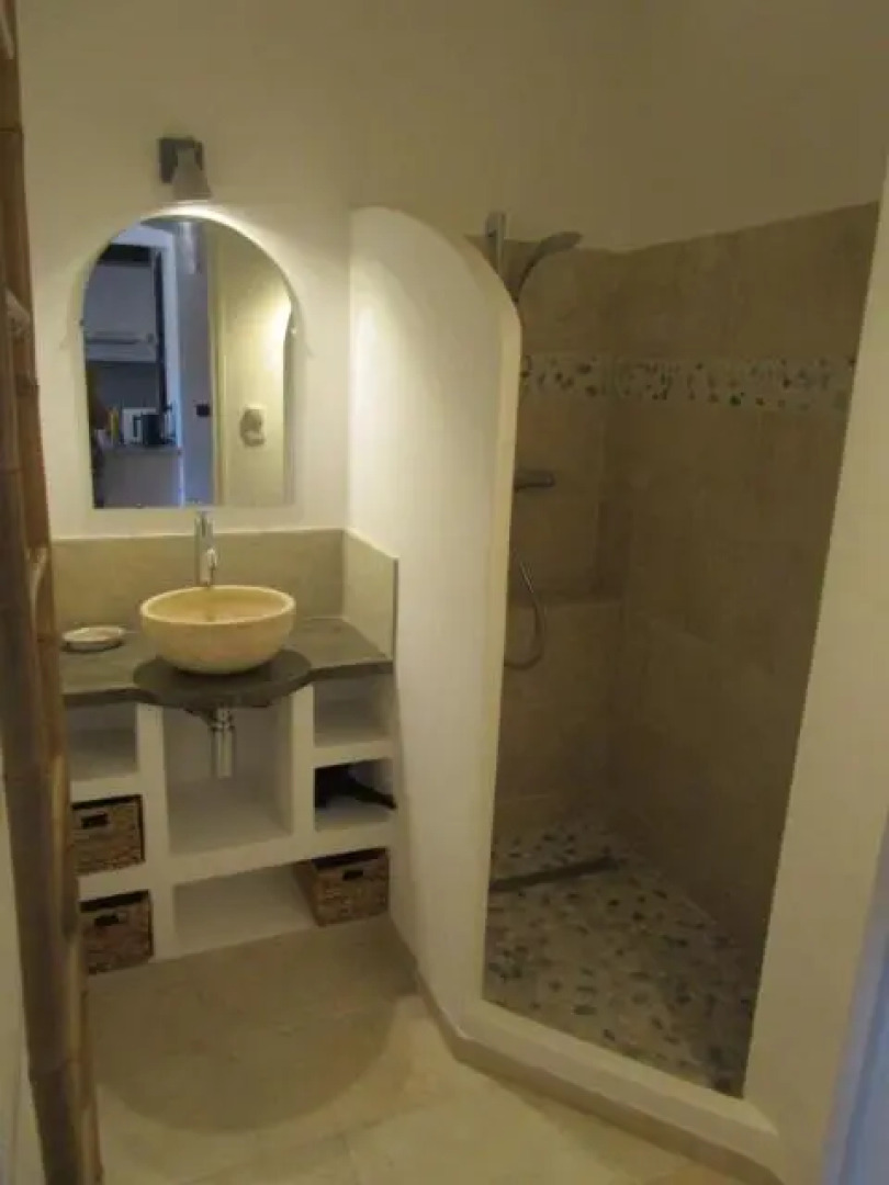 T2 rénové 100m plage avec SPA privatif entre calvi et ile rousse