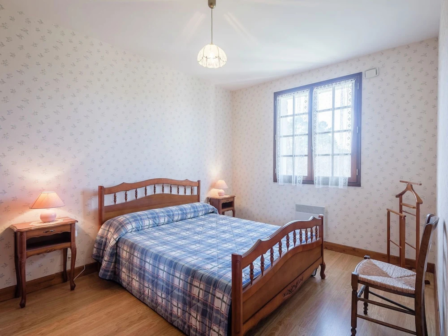 Refined Holiday Home in Villefranche-du-perigord With Garden