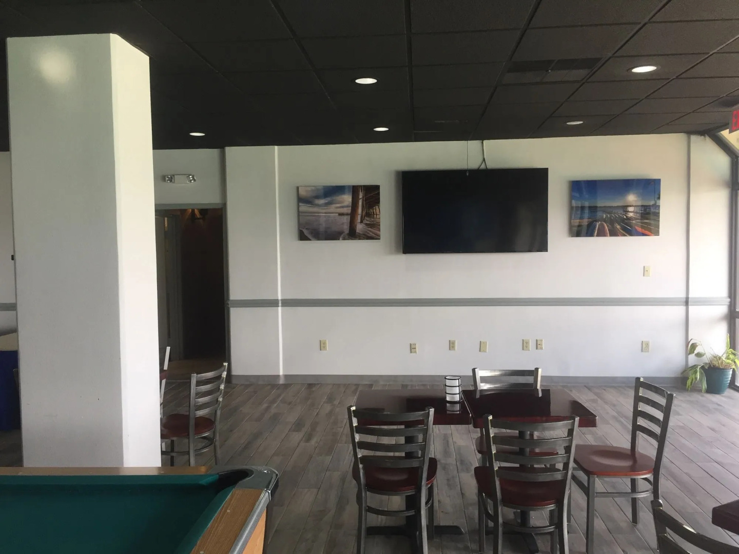 Crystal Coast Oceanfront Hotel