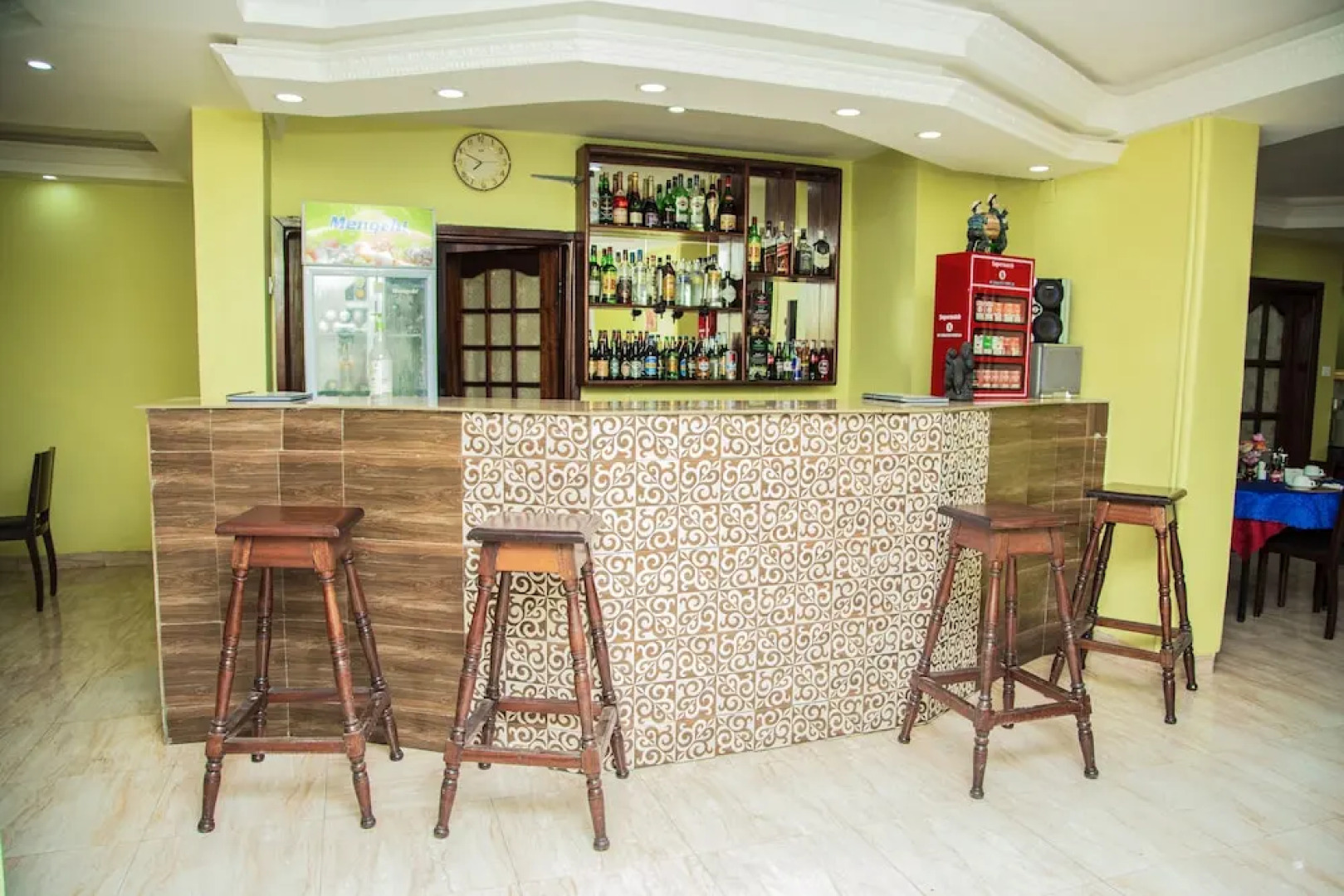 La Joie Plazza Hotel