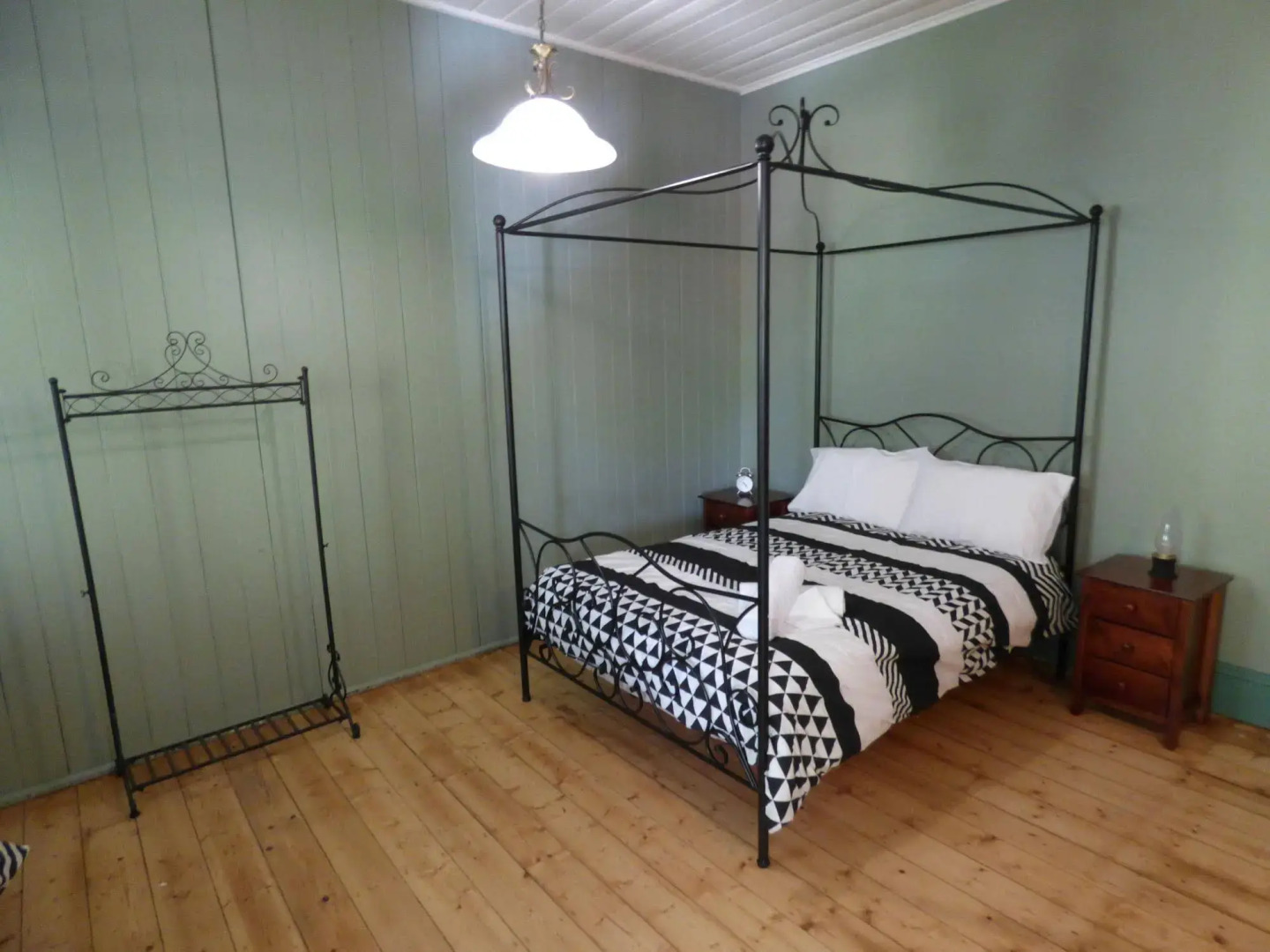 Tenterfield Lodge and Caravan Park