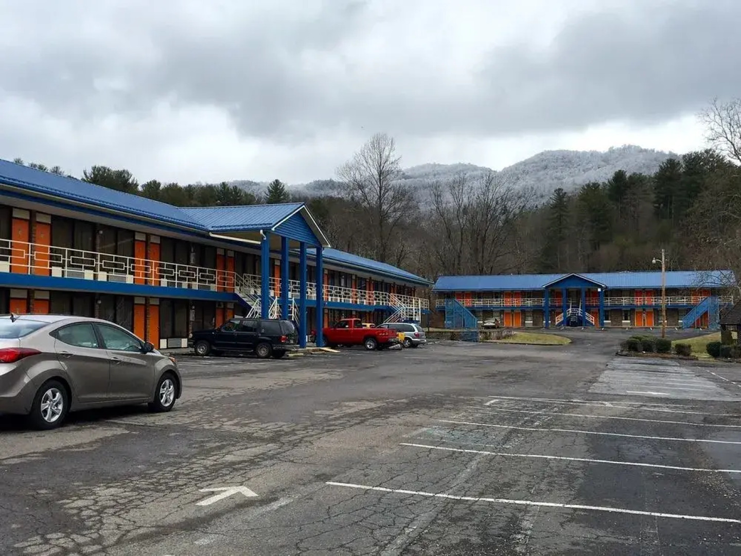 Mountain Empire Motel