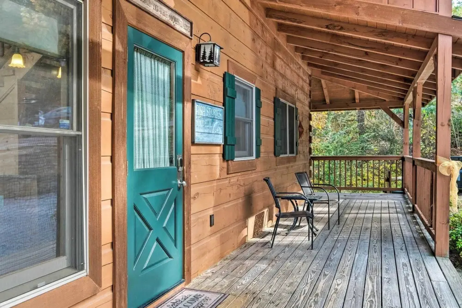 Pigeon Forge Cabin w/ Brand New Hot Tub & Views!