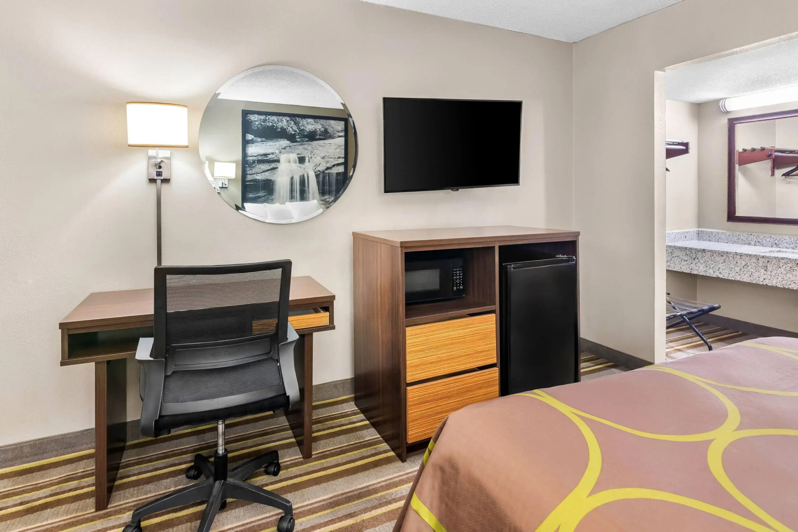 Super 8 by Wyndham Columbia