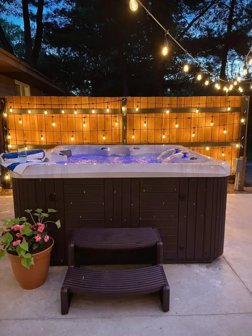 HOT TUB Game Room Heavenly Patio Sleeps 16