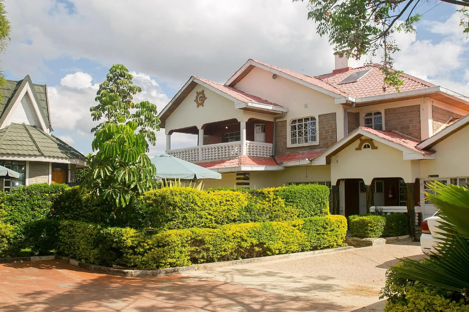 Zarita Boutique Airport Hotel