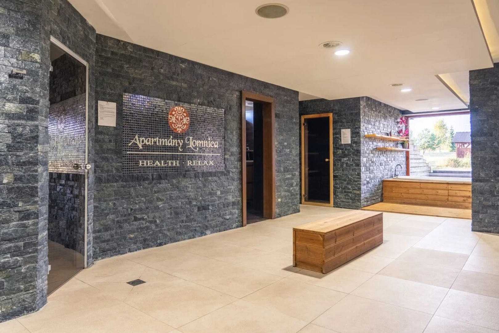Doma u nás - apartmán na hlavnom námestí