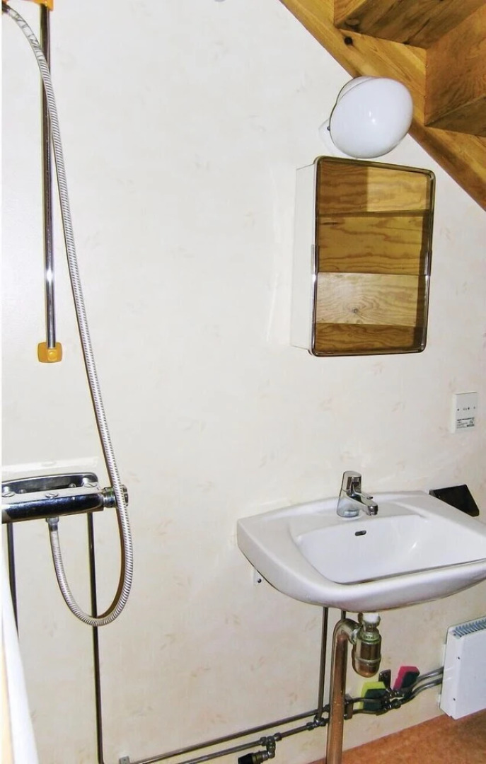 Nice Home in Hestra With 2 Bedrooms