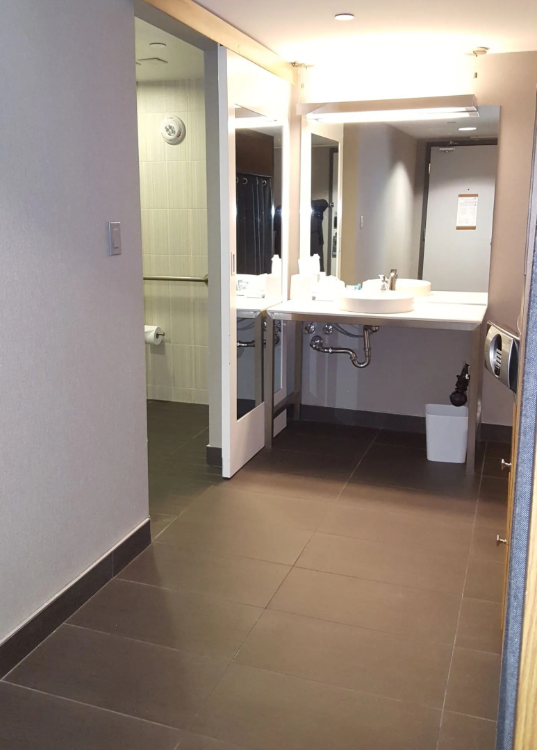 Aloft Calgary University