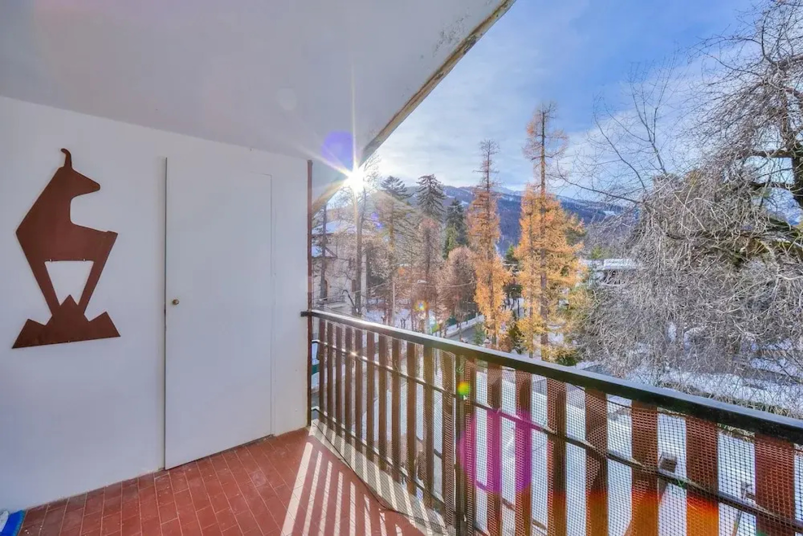 White House Ski Relax