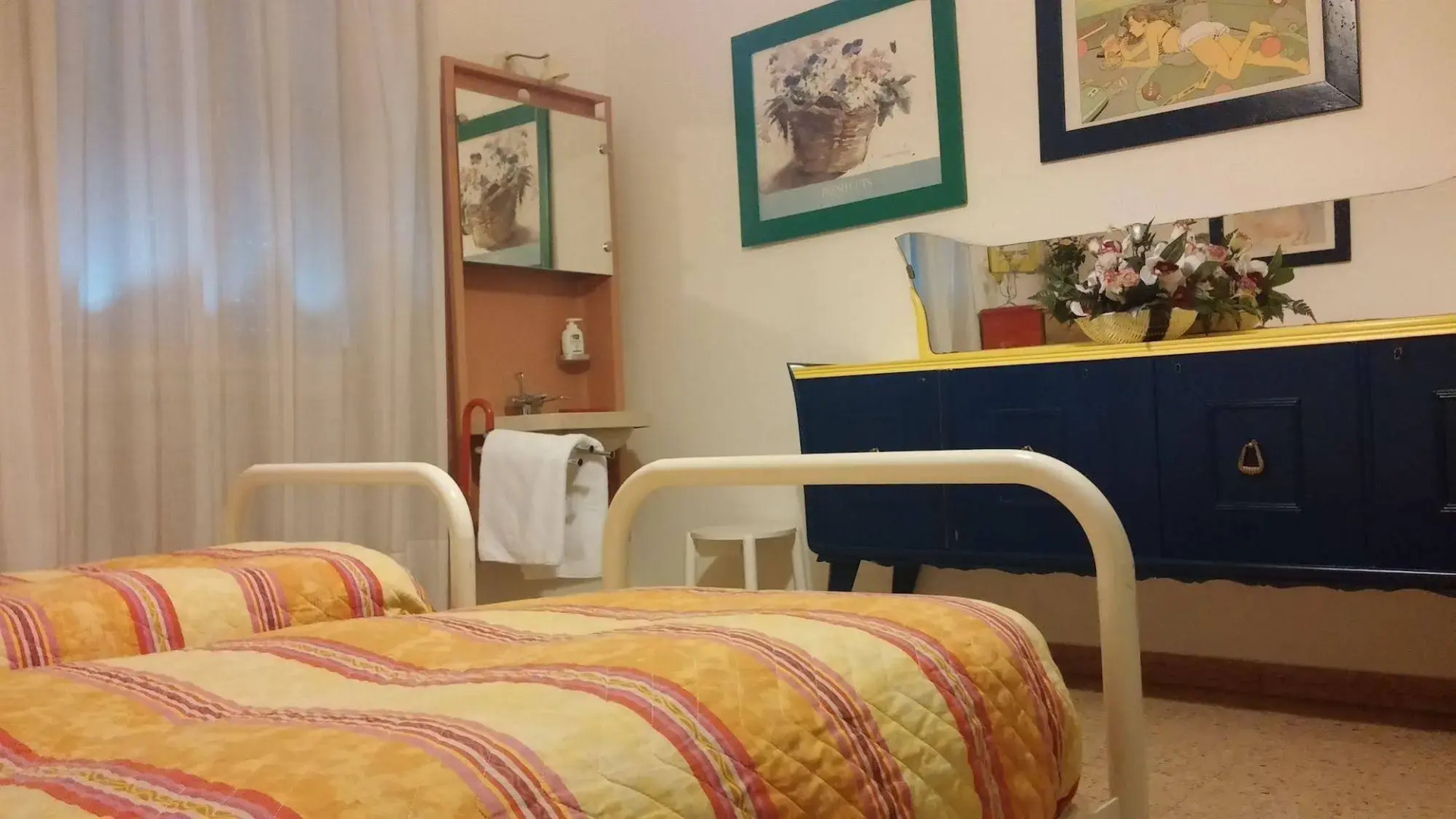 Venice Treviso Airport Bed